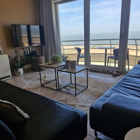 Appartement Met Zeezicht, Zwembad & Garage ออสเทนด์ ภายนอก รูปภาพ